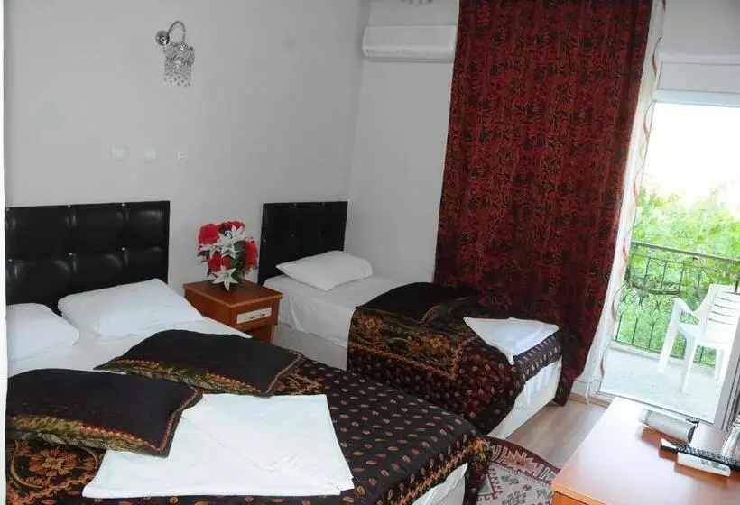 ホテル Dort Mevsim