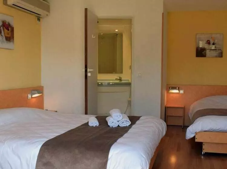 בית מלון כפרי Fasthôtel Saint Emilion Est