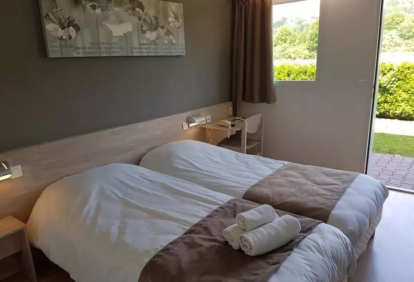 בית מלון כפרי Fasthôtel Saint Emilion Est