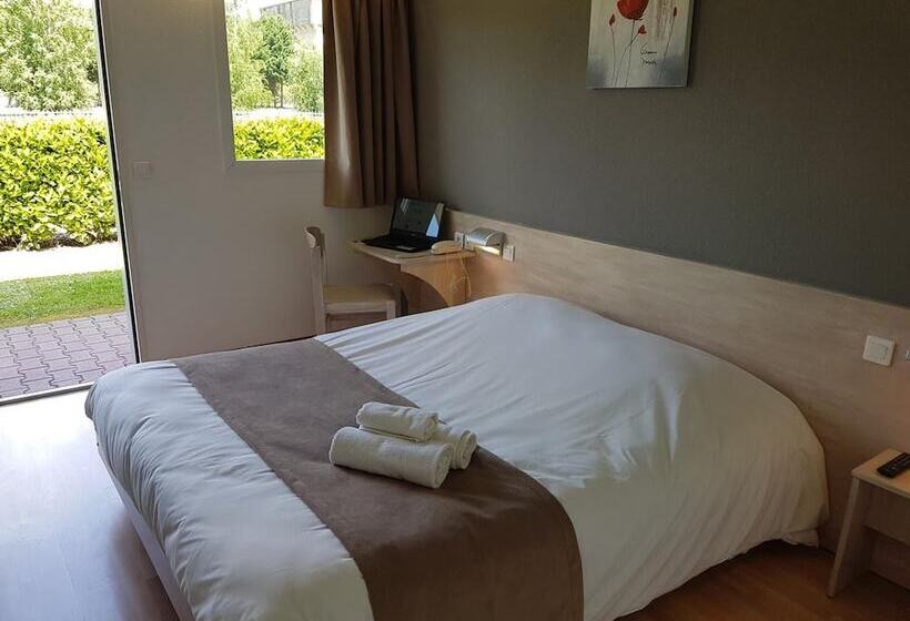 Отель Fasthôtel   Saint Emilion Est