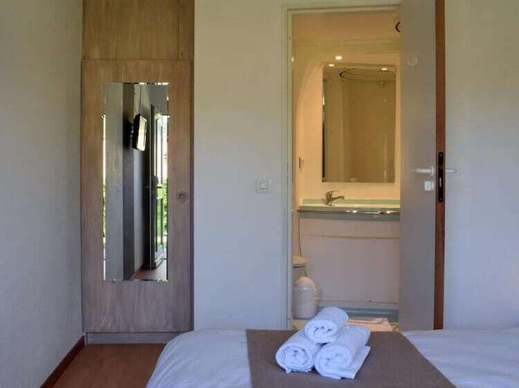 Отель Fasthôtel   Saint Emilion Est