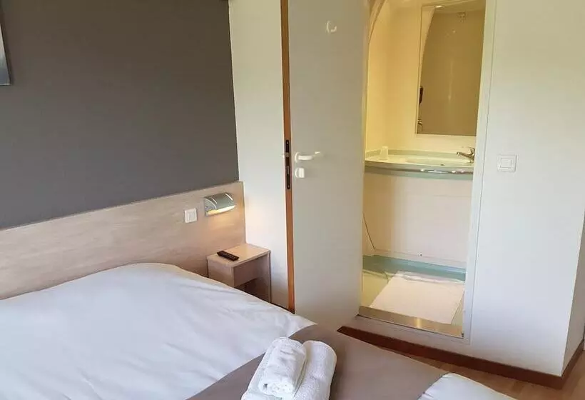 בית מלון כפרי Fasthôtel Saint Emilion Est