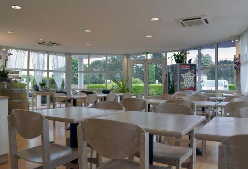 Отель Fasthôtel   Saint Emilion Est