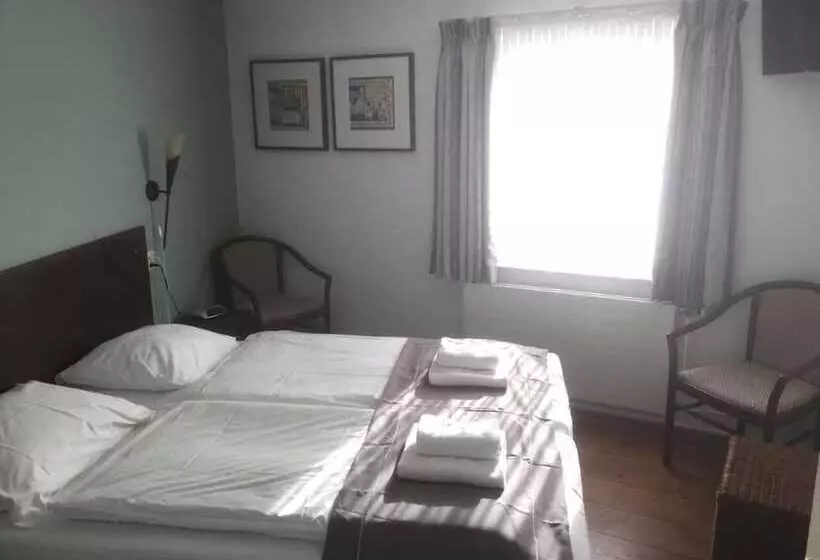 Отель Heijenrath