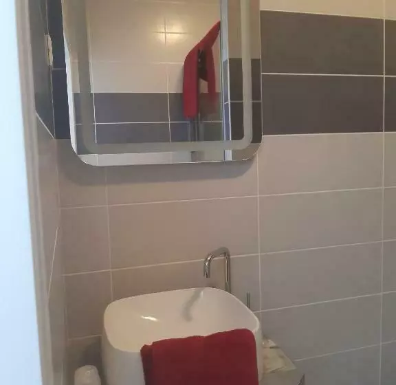 هتل Aunis Saintonge