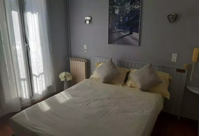 هتل Aunis Saintonge