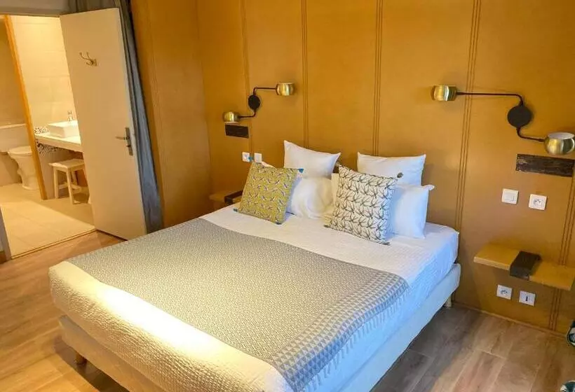 هتل Hôtel Saint Clair, Côté Plage