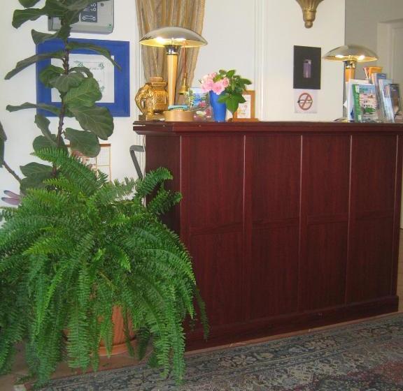 ホテル La Fontaine