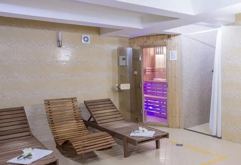 هتل Penzión Hradbová Old Town Residence & Spa