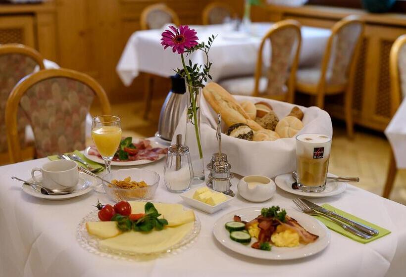 ホテル Ring Garni Pflug