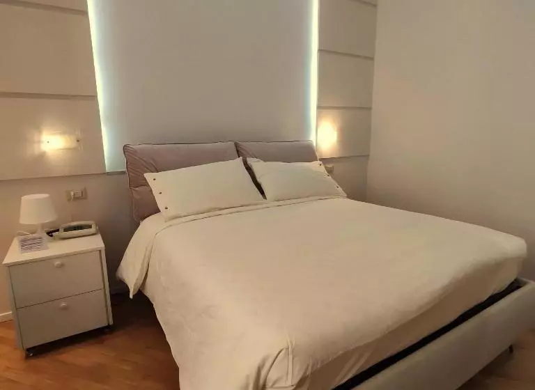 هتل Stella Casabono