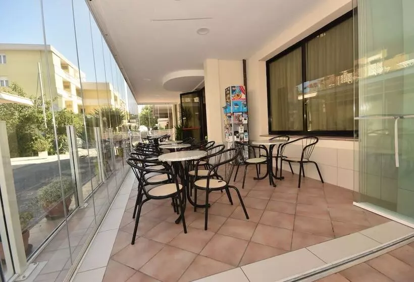 בית מלון כפרי Urbinati