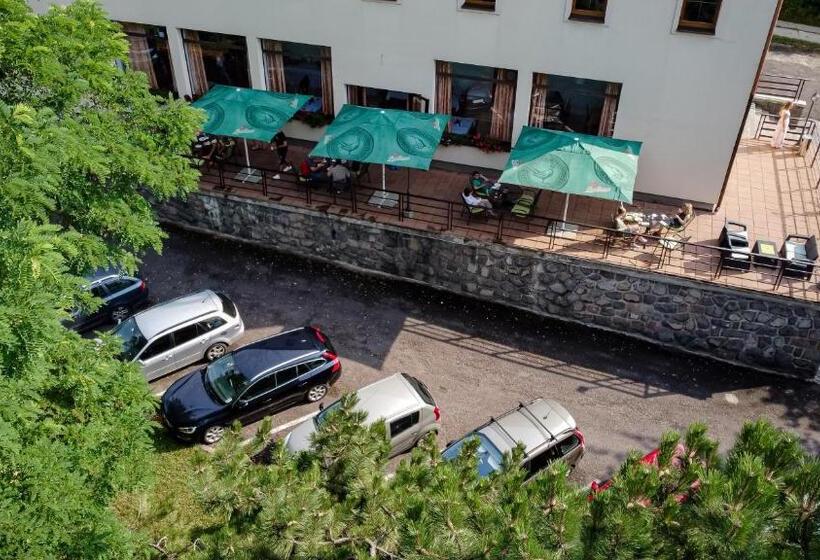 فندق Wellness Penzion Maxim