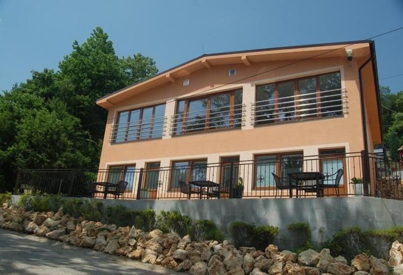 فندق Wellness Penzion Maxim