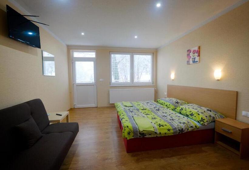 فندق Wellness Penzion Maxim