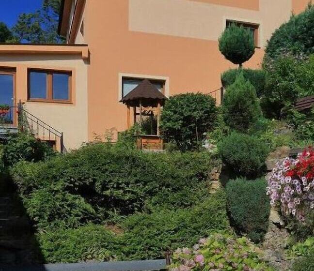 فندق Wellness Penzion Maxim