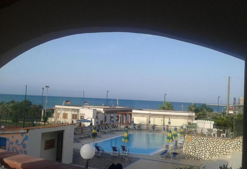 Village La Canzone Del Mare