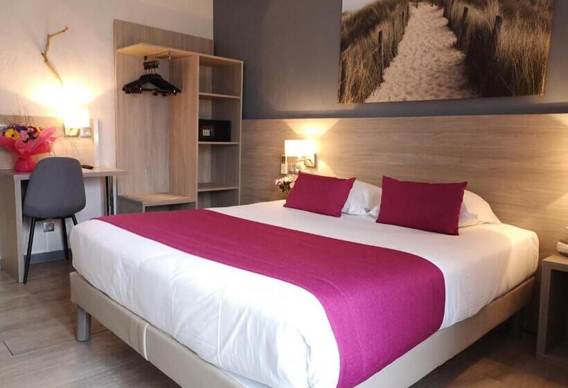 Atoll Hotel Restaurant