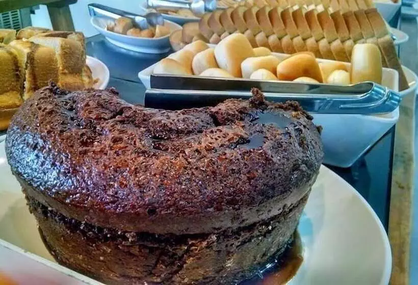 Отель Aldeia Das Aguas Park Resort