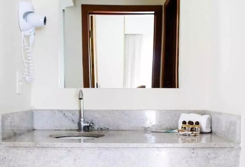 Отель Aldeia Das Aguas Park Resort