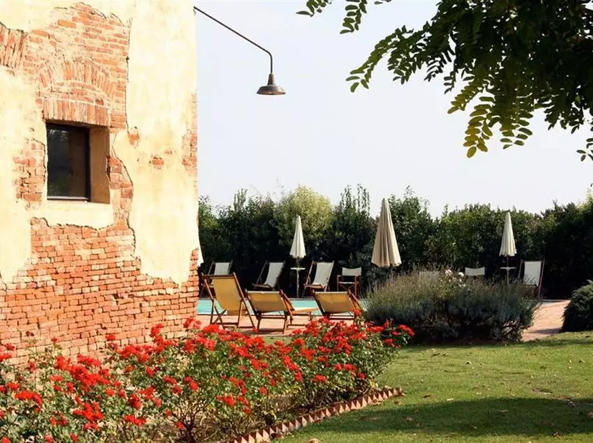 ホテル Foresteria Il Giardino Di Fontarronco
