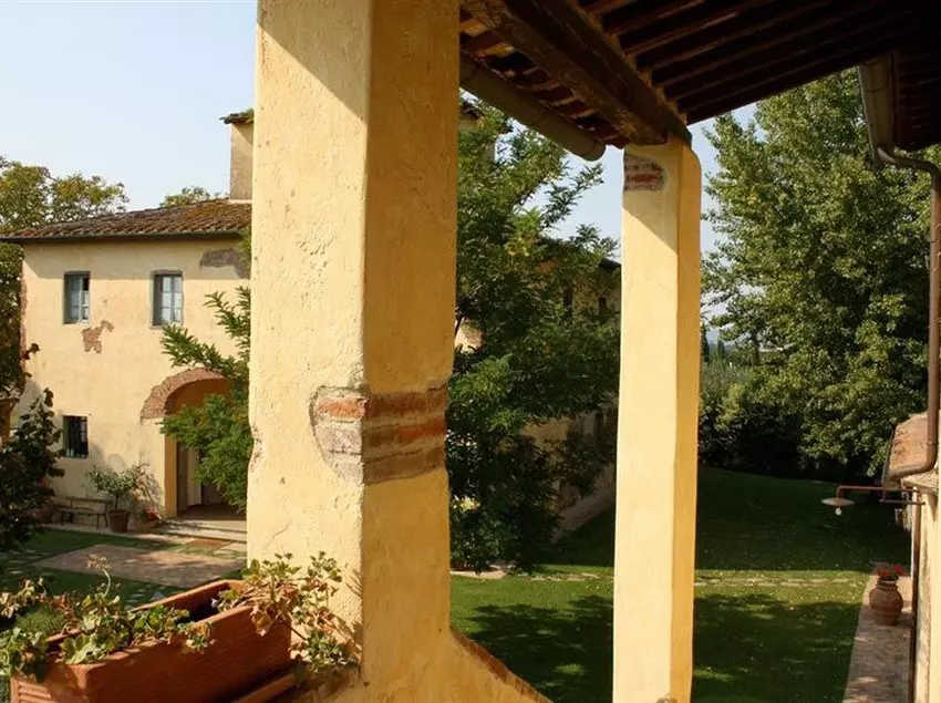 ホテル Foresteria Il Giardino Di Fontarronco