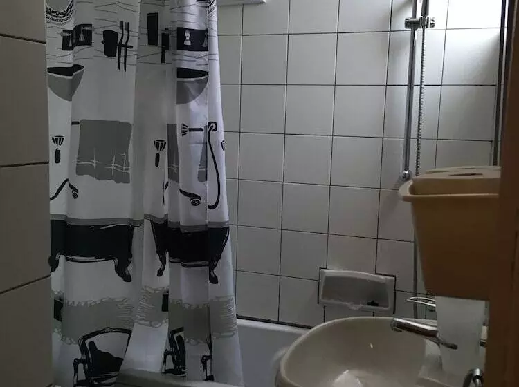 Kiniras Traditional Hotel & Restaurant