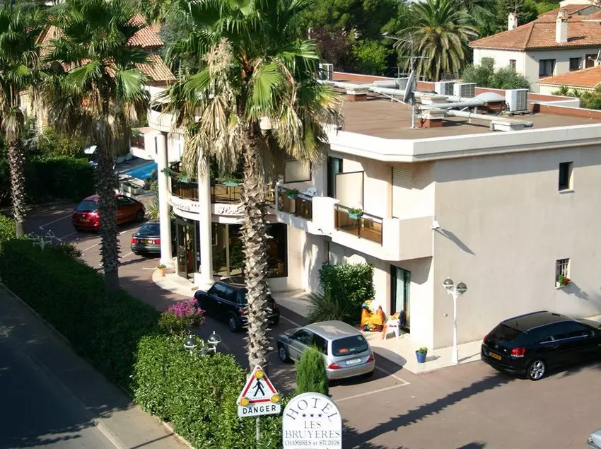 Hotelli Les Bruyères