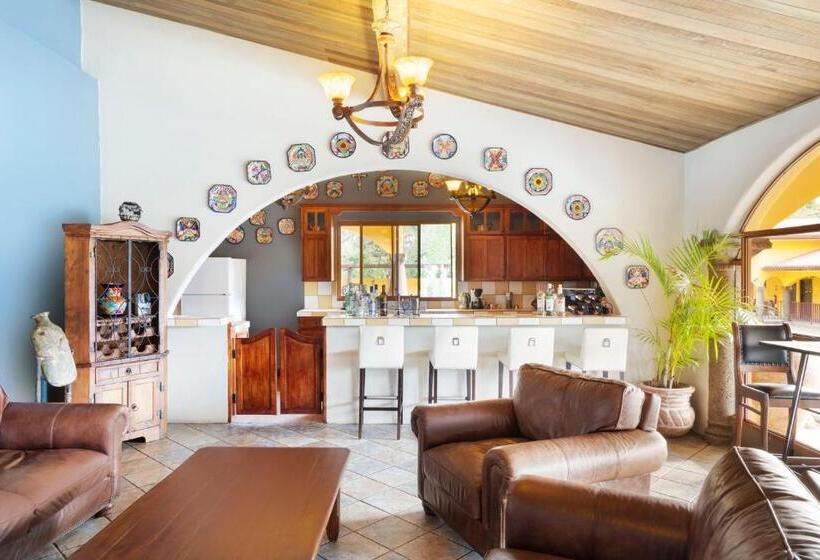 בית מלון כפרי Los Establos Boutique Resort   All Inclusive