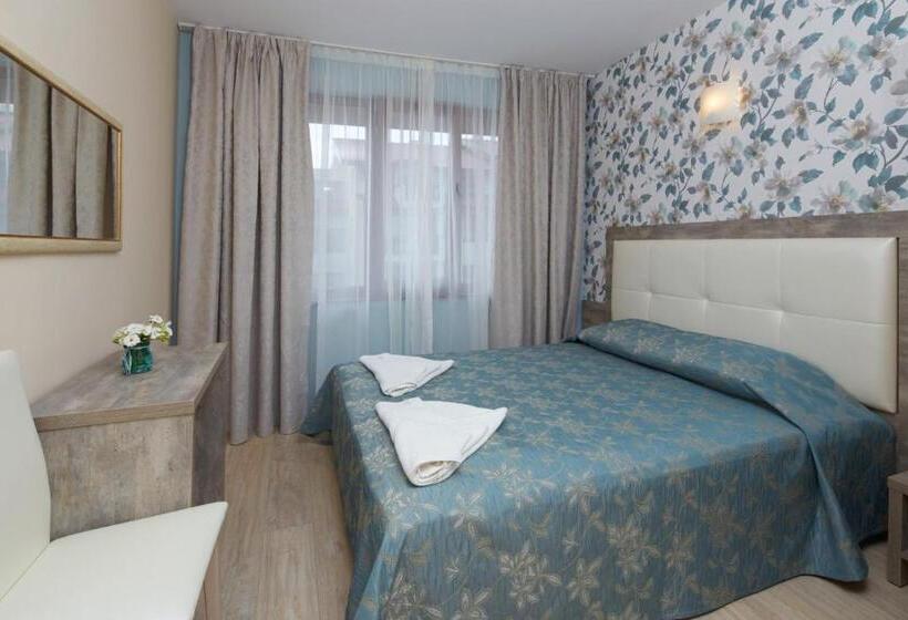 هتل Relax Holiday Complex & Spa