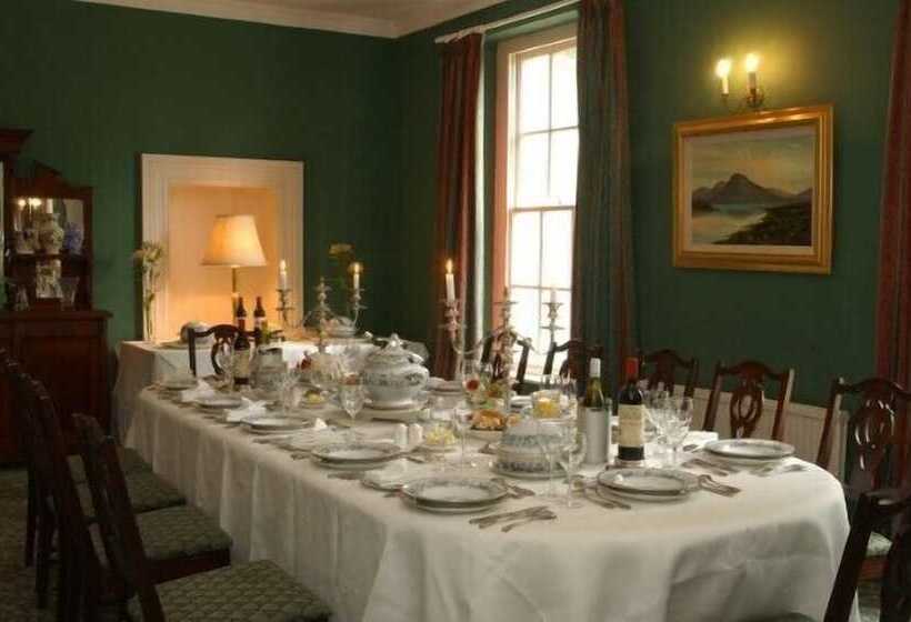 田舎風ホテル Castle Grove Country House