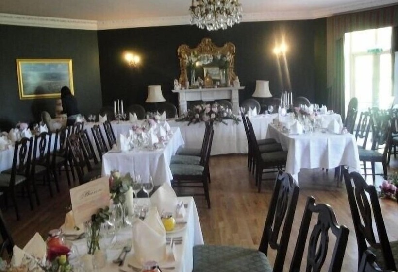 田舎風ホテル Castle Grove Country House