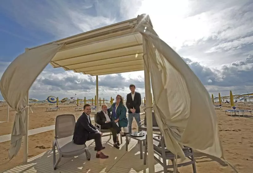 Отель S Vidi Miramare & Delfino