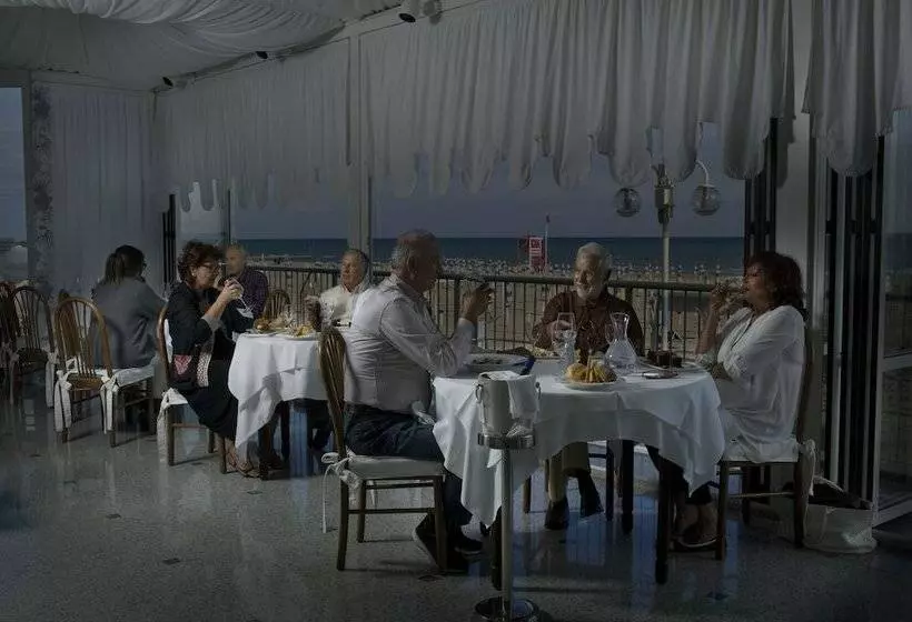 Отель S Vidi Miramare & Delfino