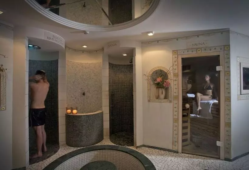 Отель S Vidi Miramare & Delfino