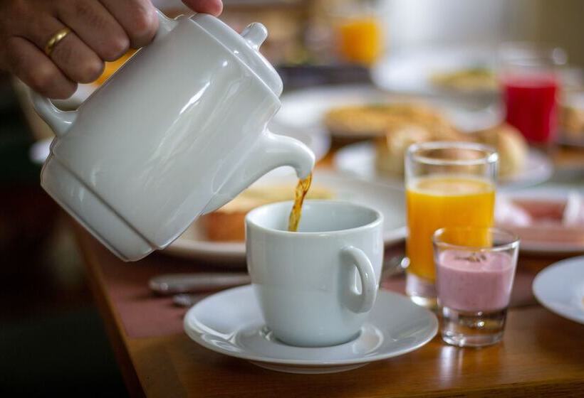 هتل Solar Do Imperio