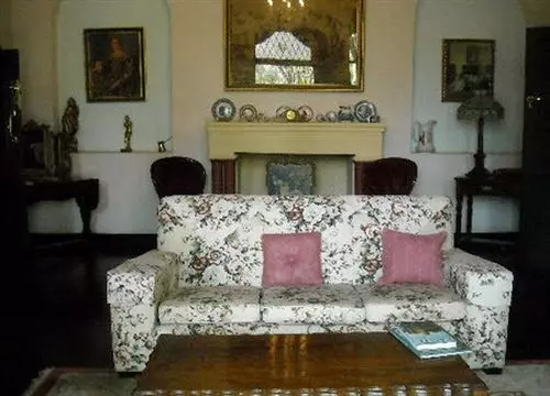 هتل The Nesbitt Castle