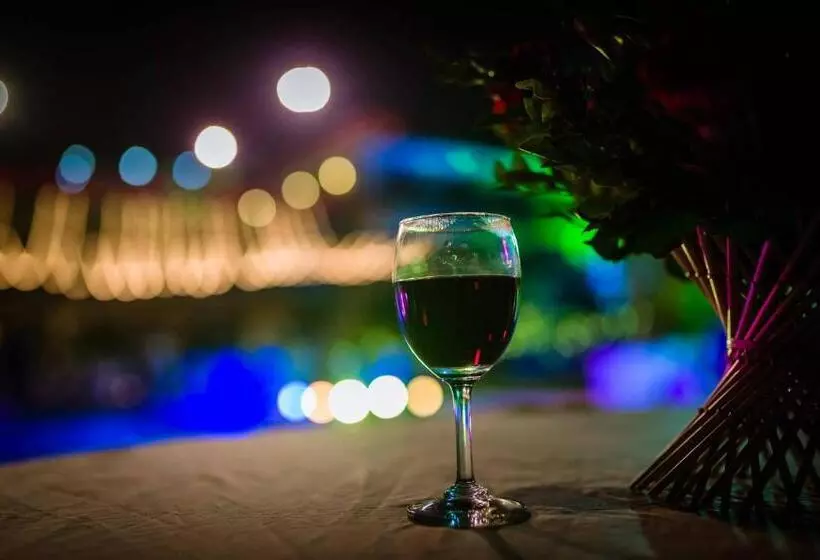 ホテル Upper Deck Resort   Stay And Relax At The Highest Peak Lonavala