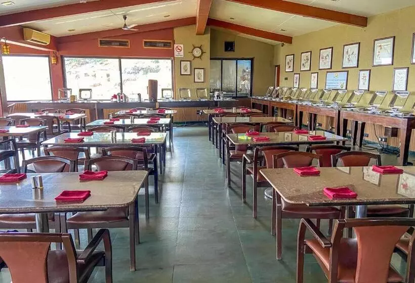 ホテル Upper Deck Resort   Stay And Relax At The Highest Peak Lonavala