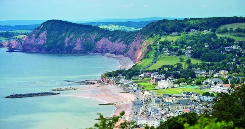 The Victoria Hotel & Source Spa