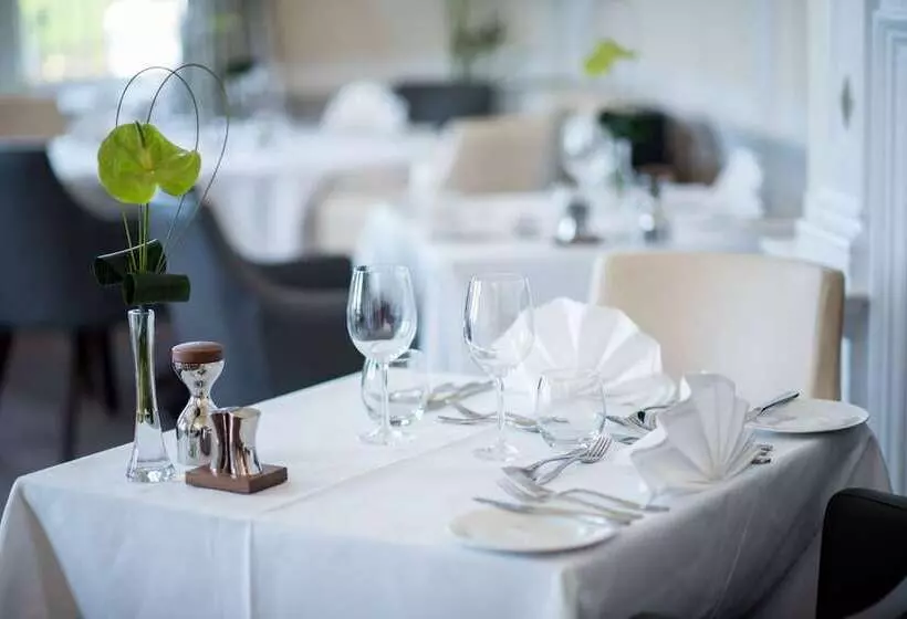 The Victoria Hotel & Source Spa