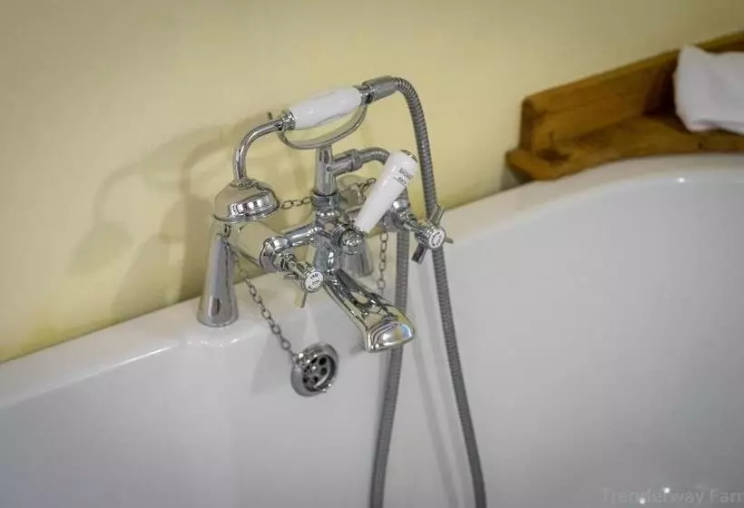 Hotel Trenderway Farm