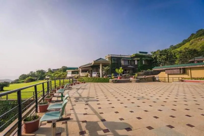 هتل Upper Deck Resort   Highest Peak, Lonavala