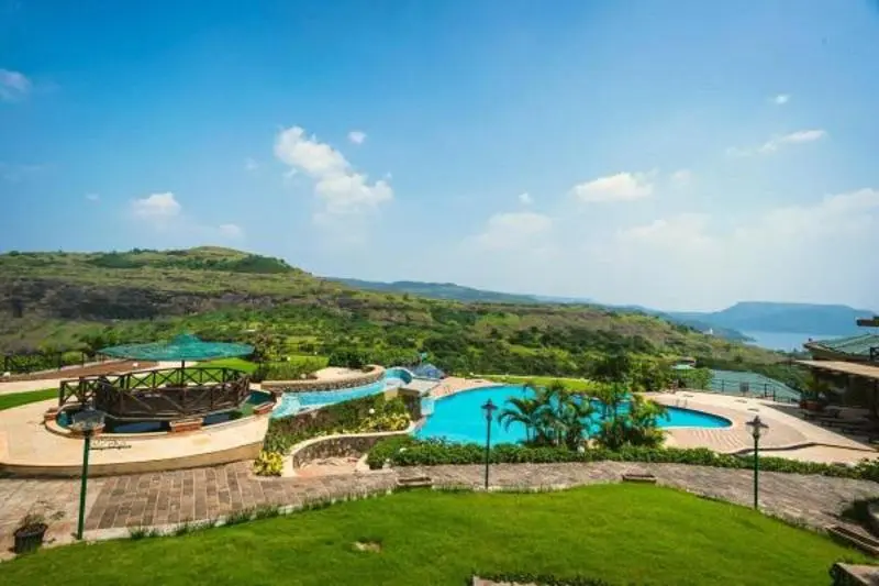 هتل Upper Deck Resort   Highest Peak, Lonavala