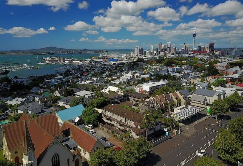 فندق على الطريق Abaco On Jervois