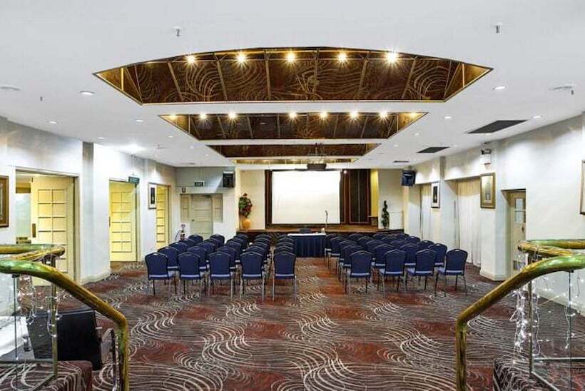 מוטל Mercure Maitland Monte Pio