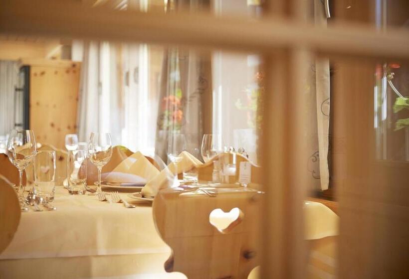 Casanna Hotel Davos City Center