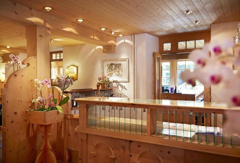 Casanna Hotel Davos City Center