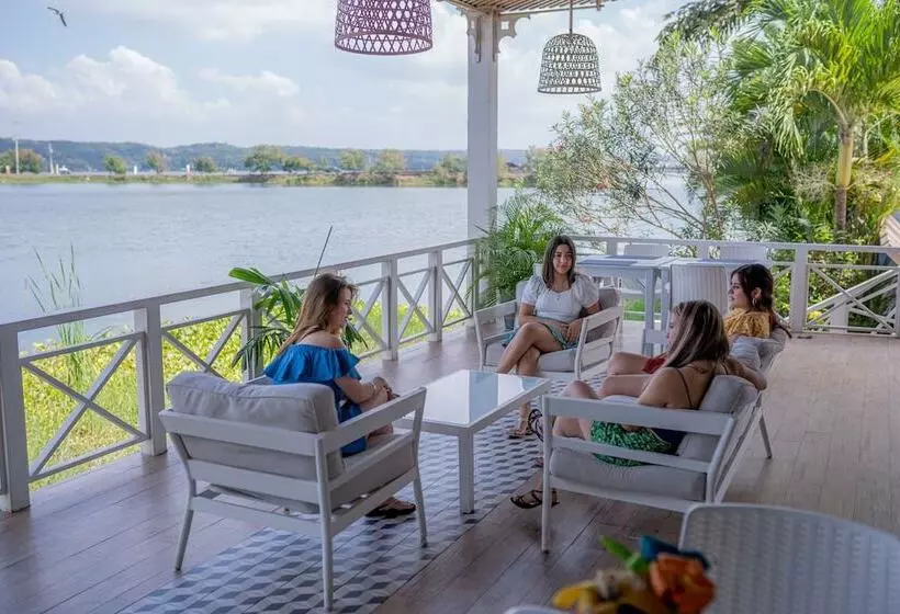 هتل Casona Del Lago