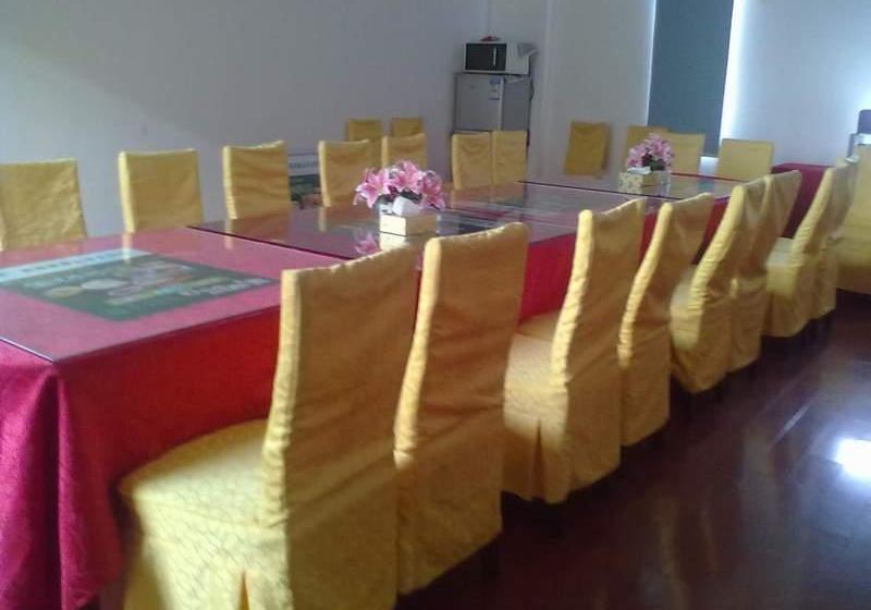 בית מלון כפרי Greentree Inn Shanghai Jiuting Street Express